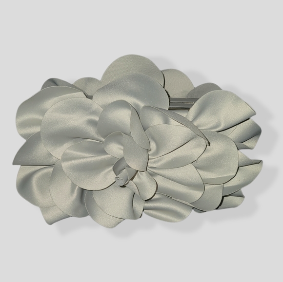 Nordstrom 3D Radiant Floral Silver Evening Clutch - Picture 2 of 3